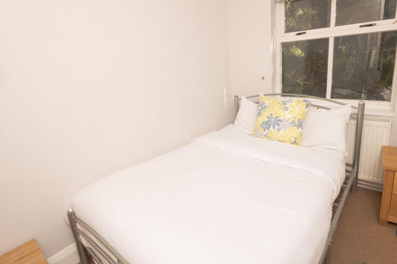The Angel Place Hideaway - Fair 4Bdr House With Terrace London Exterior photo